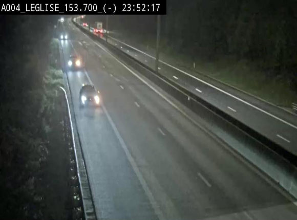 Webcam autoroute A4 (E411-E25) à Léglise, avant la jonction avec la N40. Vue orientée vers Bruxelles