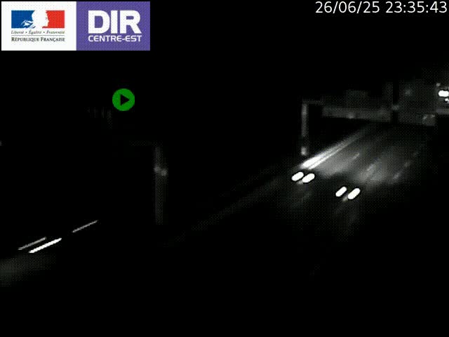 Caméra de circulation routière sur le boulevard périphérique Laurent Bonnevay de Lyon (D383) à hauteur de Bron, avant la jonction avec l'A43. Vue orientée vers l'échangeur