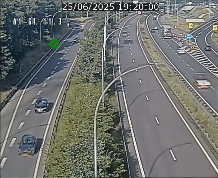Traffic live webcam Luxembourg Senningerberg - A1 direction Allemagne - BK 11.3