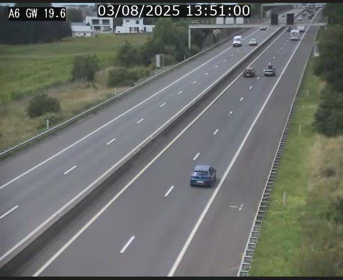 Traffic live webcam Luxembourg - Steinfort - A6 - BK 19.6 - direction Belgique