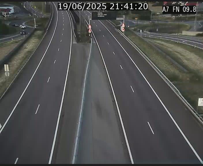 Caméra trafic Luxembourg - A7, Tunnel Gousselerbierg, sortie sud, direction rond-point Lorentzweiler (BK 9.9)