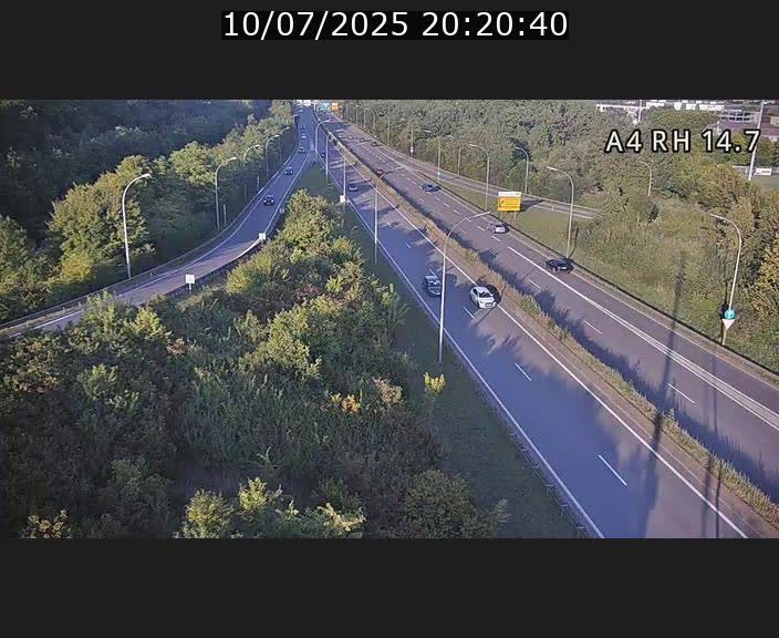 Traffic live webcam Luxembourg Jonction Lankelz - A4 - BK 14.7 - direction Luxembourg