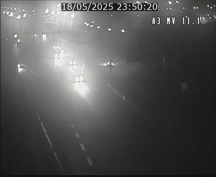 Traffic live webcam Luxembourg Croix de Bettembourg A3 - BK 11.1 - direction Luxembourg-ville