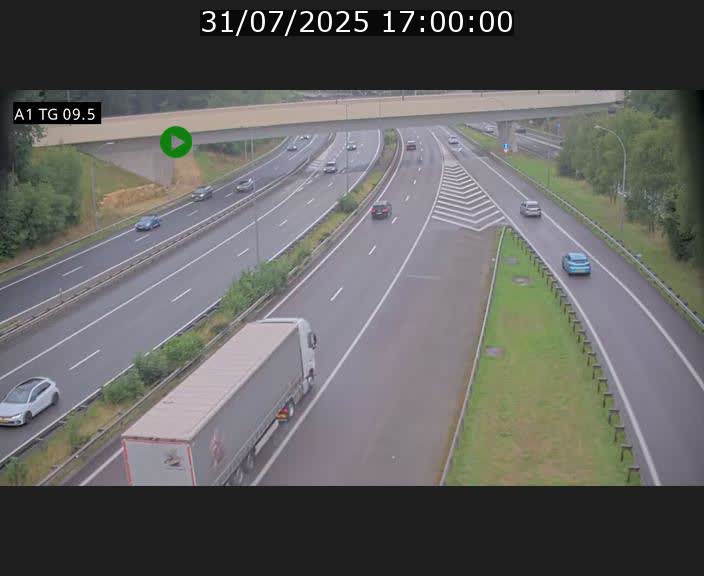 Traffic live webcam Luxembourg Jonction Grünewald - A1 direction Luxembourg-ville - BK 9.5