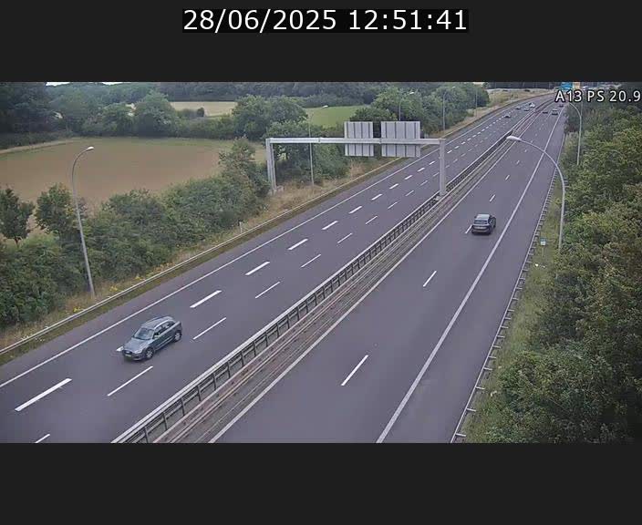 Traffic live webcam Luxembourg Croix de Bettembourg, rond-point d'Hellange - A13 direction Allemagne - BK 20.9