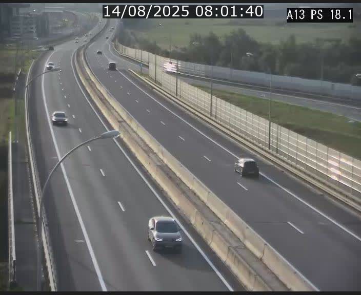 Traffic live webcam Luxembourg Dudelange - A13 direction Croix de Bettembourg - BK 18.1