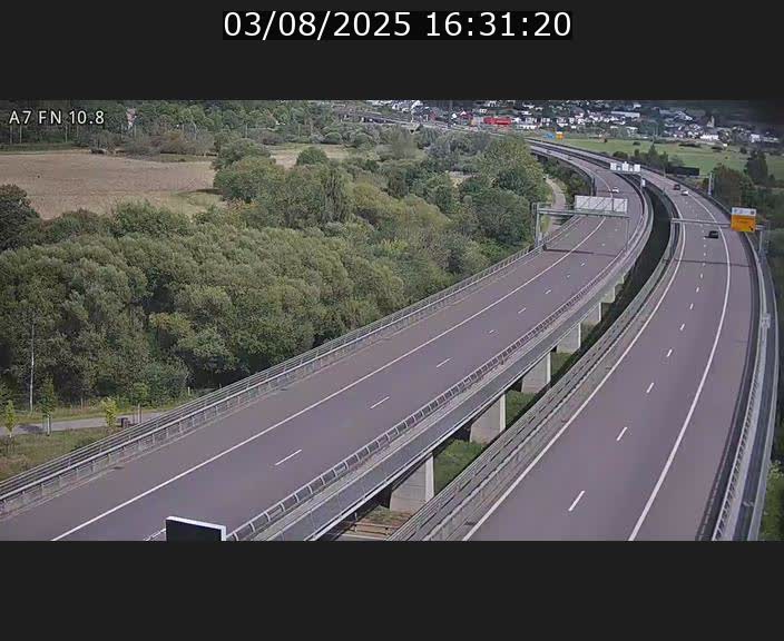Caméra trafic Luxembourg - A7, Tunnel Gousselerbierg, sortie sud, direction rond-point Lorentzweiler (BK 10.8)