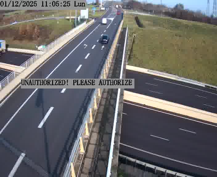 Caméra de trafic sur D1 (France) à Argancy, orientée vers Thionville, permettant d’évaluer fluidité, incidents et densité automobile.