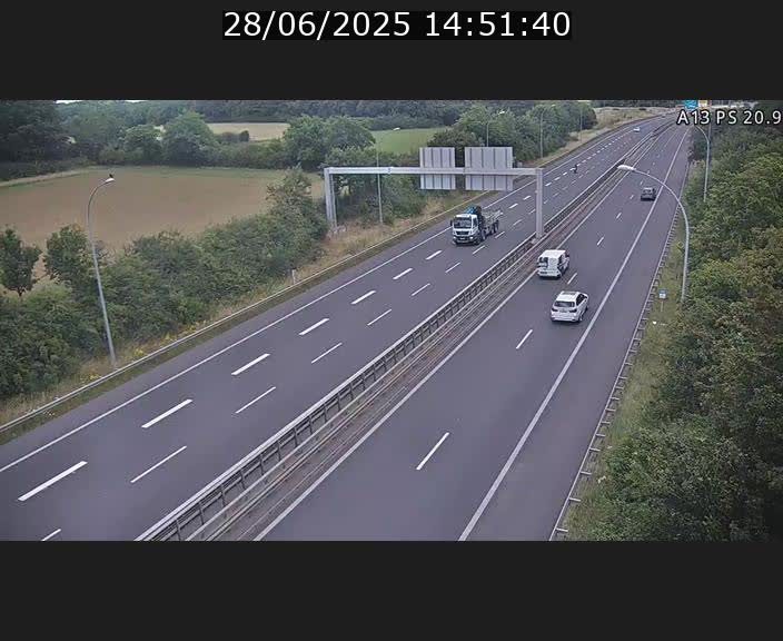 Traffic live webcam Luxembourg Croix de Bettembourg, rond-point d'Hellange - A13 direction Allemagne - BK 20.9