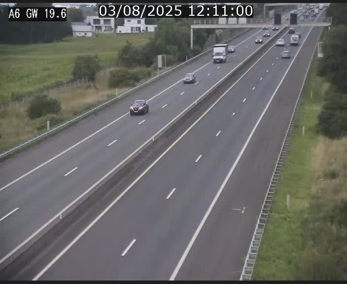 Traffic live webcam Luxembourg - Steinfort - A6 - BK 19.6 - direction Belgique
