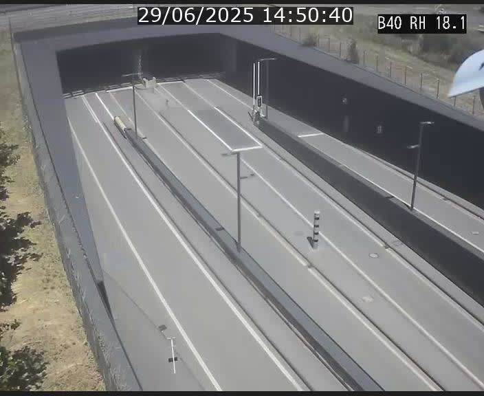 Webcam sur la route de contournement d'Esch-Belval avant le tunnel Central Gate au niveau de la porte de France et du radar fixe