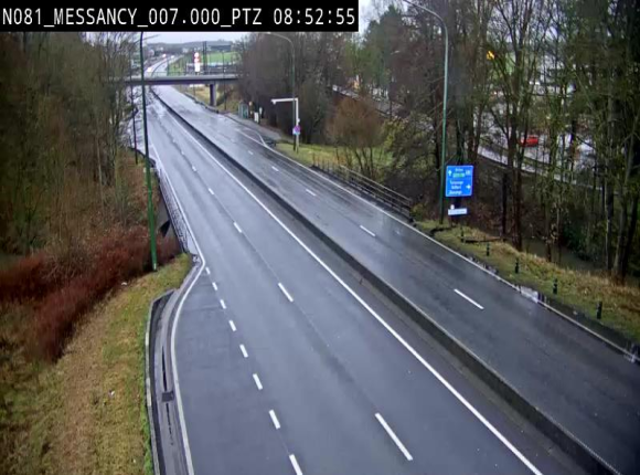 Webcam sur la N81 (E411) à hauteur du Cora Messancy. Vue orientée vers Arlon