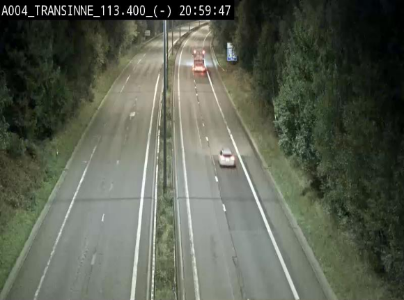 Caméra trafic E411 (A4) - Transinne direction Namur - BK 113.425