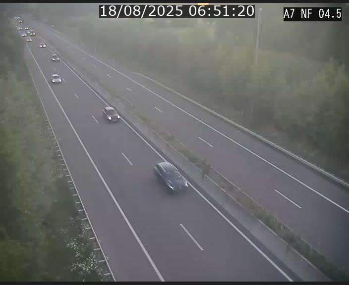 Caméra autoroute Luxembourg A7 - Passage à gibier Rëngelbour - direction Tunnel Grouft