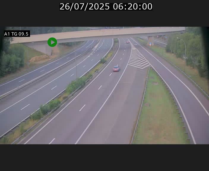 Traffic live webcam Luxembourg Jonction Grünewald - A1 direction Luxembourg-ville - BK 9.5