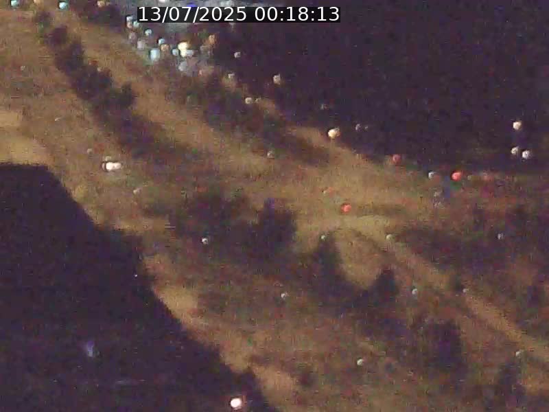 Webcam sur l'avenue John Fitzgerald Kennedy (N51) avec vue sur le Pont rouge (Pont Grande Duchesse Charlotte), l'arrêt Pfaffenthal et l'entrée du quartier Kirchberg