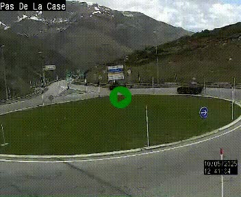 Webcam sur la N22 au niveau du poste frontière entre la France et Andorre à proximité de Pas de la Case à plus de 2000 mètres d'altitude
