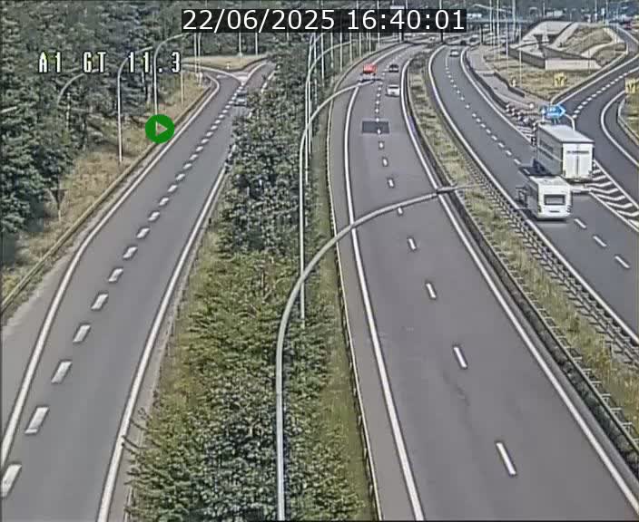 Traffic live webcam Luxembourg Senningerberg - A1 direction Allemagne - BK 11.3