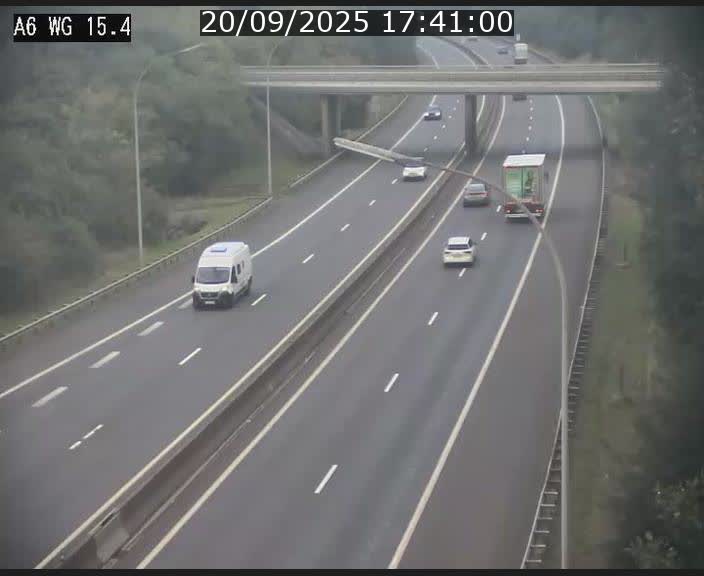 Traffic live webcam Luxembourg Capellen - A6 - BK 15.4 - direction Luxembourg/France/Allemagne