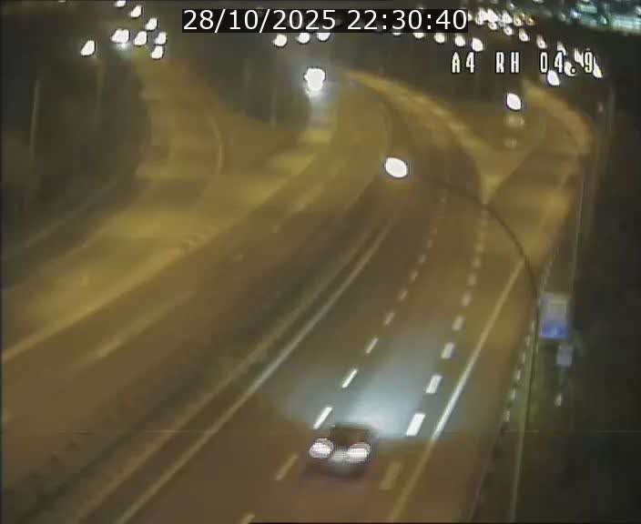 Traffic live webcam Luxembourg Leudelange - A4 - BK 4.9 - direction Luxembourg