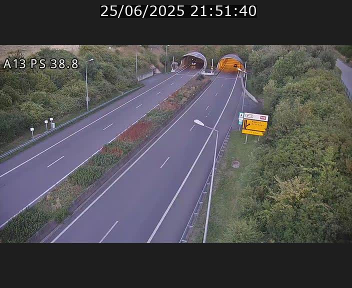 Webcam autoroute A13 à l'entrée ouest du tunnel Markusbierg à Schengen. Vue orientée vers Mondorf-les-Bains