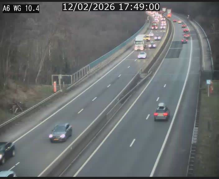 Traffic live webcam Luxembourg Mamer - A6 - BK 10.4 - direction Luxembourg/France/Allemagne