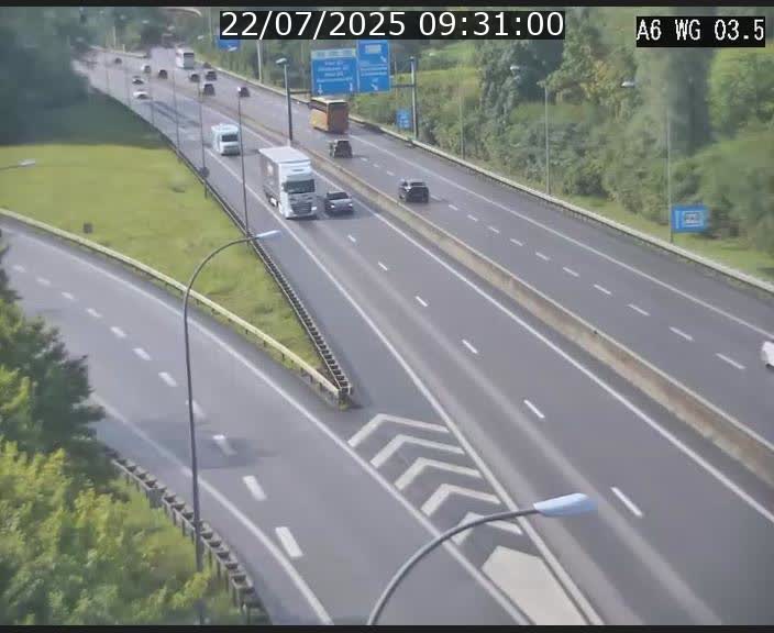 Traffic live webcam Luxembourg - Croix de Cessange - A6 - BK 3.5 - direction France/Allemagne