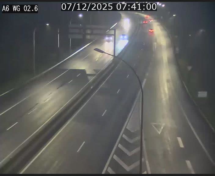 Traffic live webcam Luxembourg Croix de Cessange - A6 - BK 2.6 - direction France/Allemagne