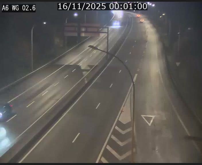 Traffic live webcam Luxembourg Croix de Cessange - A6 - BK 2.6 - direction France/Allemagne