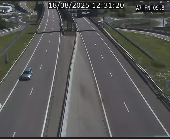 Caméra trafic Luxembourg - A7, Tunnel Gousselerbierg, sortie sud, direction rond-point Lorentzweiler (BK 9.9)
