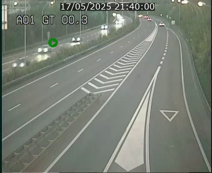 Traffic live webcam Luxembourg Croix de Gasperich - A1 direction Kirchberg - BK 0.3