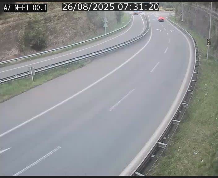 Webcam autoroute Luxembourg A7 située dans la sortie 1 Waldhof, vers la N11, avant le Tunnel Stafelter