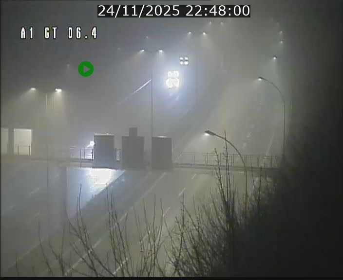 Traffic live webcam Luxembourg Hamm - A1 direction Sandweiler - BK 6.4