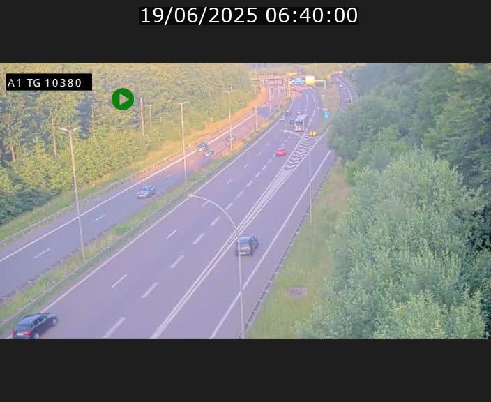 Traffic live webcam Luxembourg Senningerberg - A1 direction Luxembourg Kirchberg - BK 10.3
