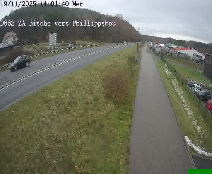 Caméra de trafic sur D662 (France) à Bitche, orientée vers Phillippsbourg, permettant d’évaluer fluidité, incidents et densité automobile.