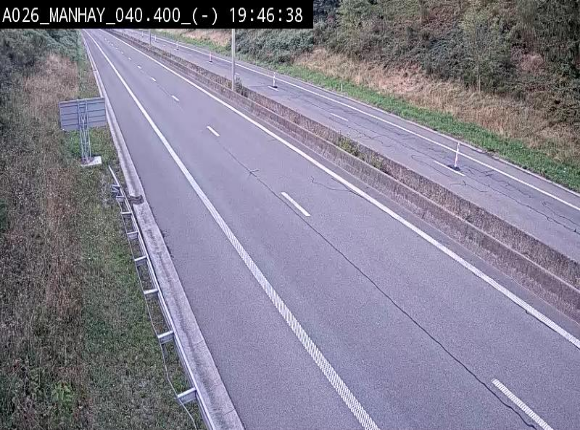 Webcam autoroute A26/E25 à hauteur de Manhay, après la jonction avec la N651 en direction de Liège - BK 40.4