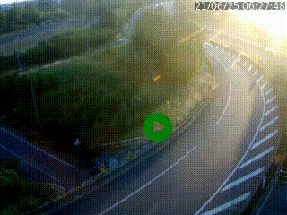 Caméra autoroute à la jonction entre l'A7 et la D301 (Boulevard urbain Sud de Lyon) à Feyzin, au sud de Lyon. Vue orientée vers Mions