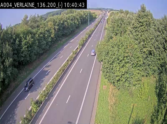 Webcam sur l'E411 à hauteur du pont surplombant la N40, à proximité de la sortie 26 Verlaine - Libramont-Chevigny. Vue orientée vers Namur