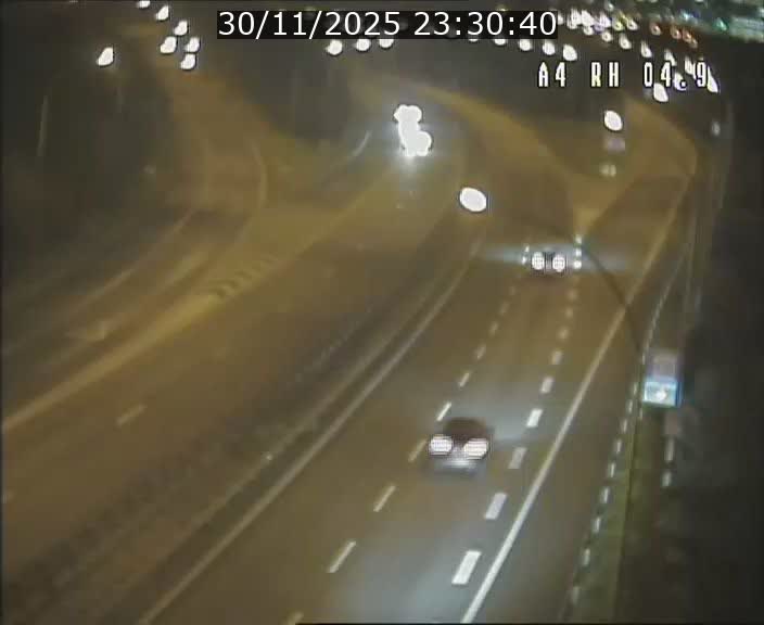 Traffic live webcam Luxembourg Leudelange - A4 - BK 4.9 - direction Luxembourg