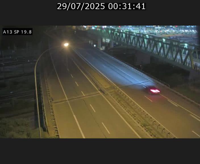 Traffic live webcam Luxembourg Croix de Bettembourg - A13 direction Esch-sur-Alzette - BK 19.8
