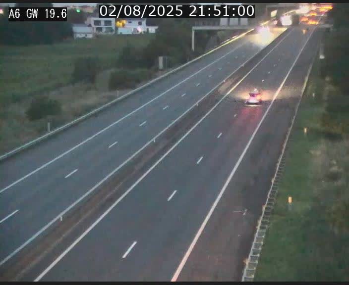 Traffic live webcam Luxembourg - Steinfort - A6 - BK 19.6 - direction Belgique