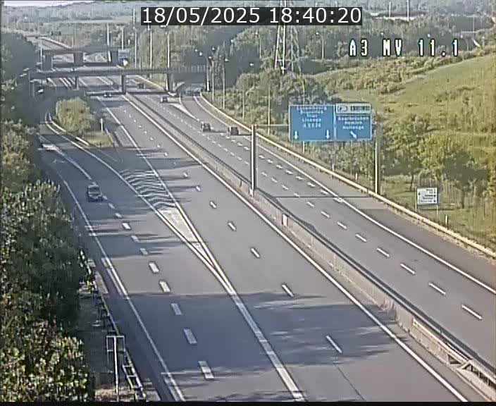 Traffic live webcam Luxembourg Croix de Bettembourg A3 - BK 11.1 - direction Luxembourg-ville