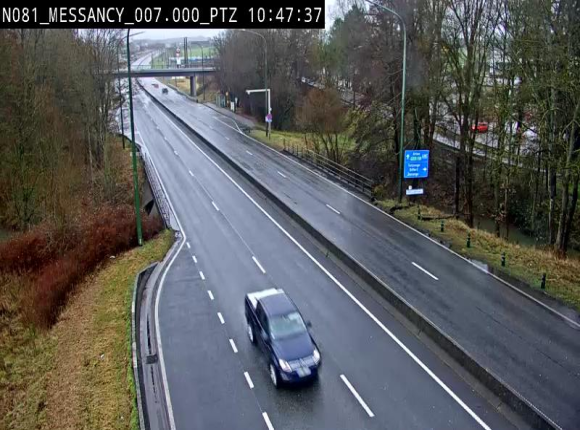 Webcam sur la N81 (E411) à hauteur du Cora Messancy. Vue orientée vers Arlon