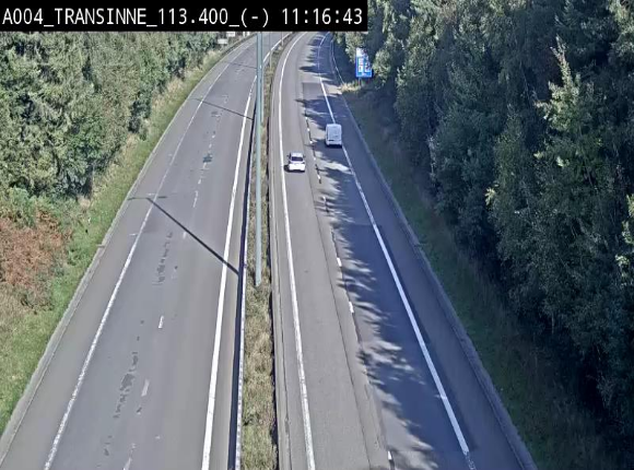 Caméra trafic E411 (A4) - Transinne direction Namur - BK 113.425