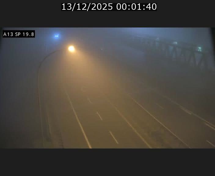 Traffic live webcam Luxembourg Croix de Bettembourg - A13 direction Esch-sur-Alzette - BK 19.8