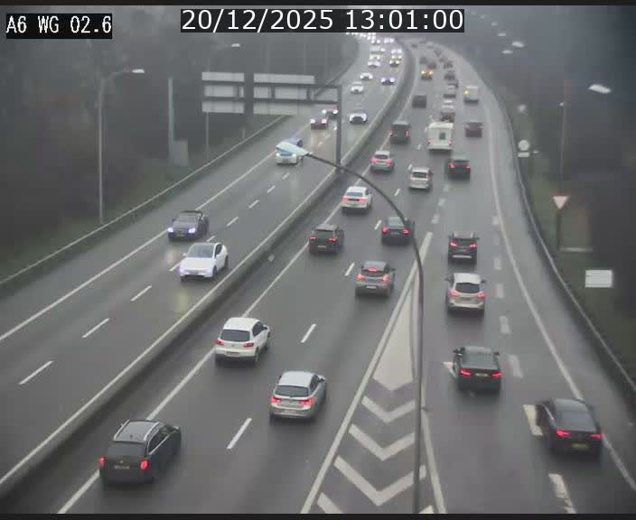 Traffic live webcam Luxembourg Croix de Cessange - A6 - BK 2.6 - direction France/Allemagne