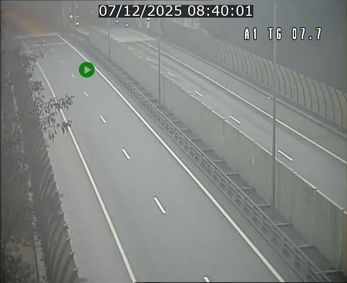 Traffic live webcam Luxembourg Kirchberg - A1 direction Luxembourg-ville - BK 7.7