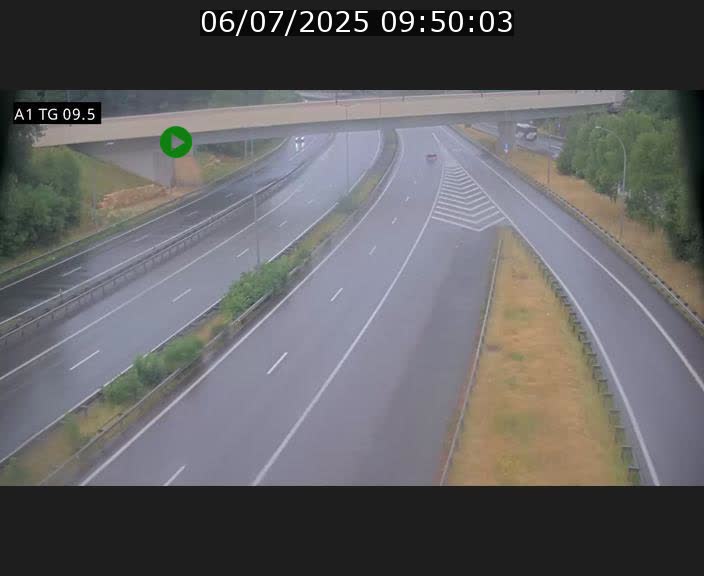 Traffic live webcam Luxembourg Jonction Grünewald - A1 direction Luxembourg-ville - BK 9.5