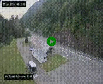 Webcam à l'entrée du tunnel du Somport, côté français, sur la N134, dans les Pyrénées, en direction de l'Espagne, à 1116 mètres d'altitude