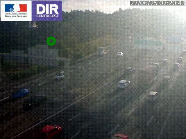 Caméra de circulation routière sur le boulevard périphérique Laurent Bonnevay de Lyon (D383) à hauteur de Bron, avant la jonction avec l'A43. Vue orientée vers l'échangeur